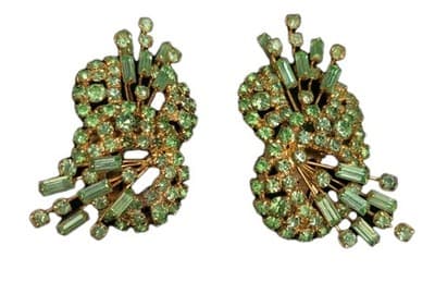 Vintage Green Rhinestone Clip Earrings Gold Tone Atomic Spray - Image 1
