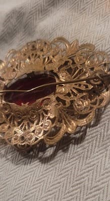 Victorian Revival Red Rhinestone Filigree Gold Tone Brooch 3" - Thumbnail 9