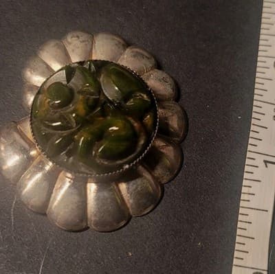 Carved Pierced Flower Dark Green Marbled Bakelite Brooch Pin Silver Toned Floral - Thumbnail 3