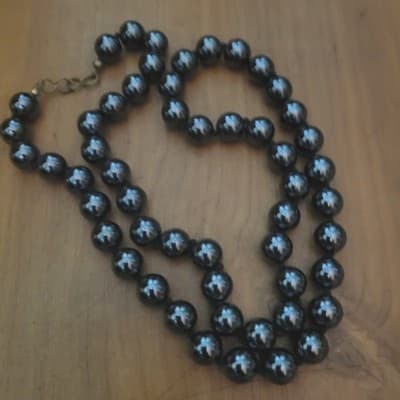 Vintage Hematite Hand Knotted Necklace - Thumbnail 3