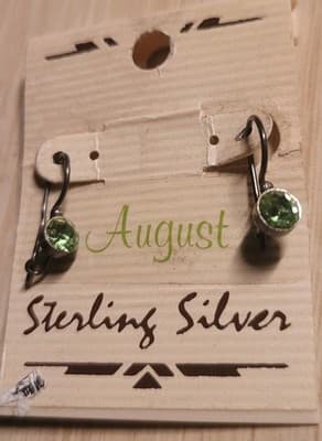 Dainty VTG Stamped 925 Sterling Silver Peridot Earrings - Kidney Wire