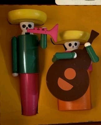 New Target Dia La Muertos Wood Figures Mariachi Band Cecilia Ruiz Ltd Edition - Thumbnail 2