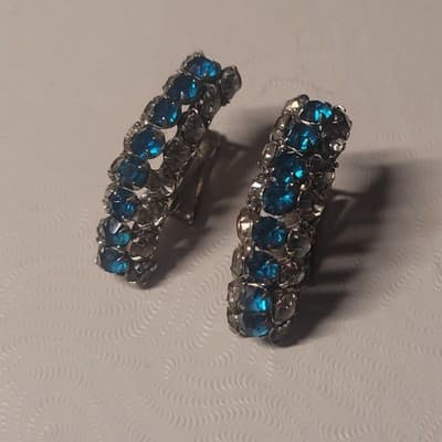 Vintage Napier PAT. Pend. Clip On Earrings Rhinestone Blue Silver Curved Huggy - Image 1