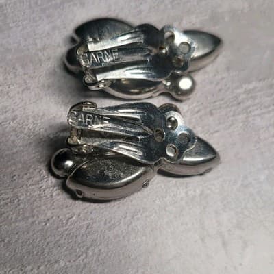 GARNE Vintage Silver Tone Marquis Baguette Clear Rhinestone Clip On Earrings - Thumbnail 2