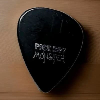 Cry Wolf Steve McKnight signature vintage guitar pick Pickboy Monster - Thumbnail 2
