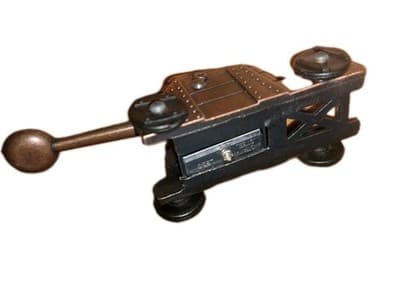 Vintage Midieval Catapult Pencil Sharpener Desk Ornament - Thumbnail 4
