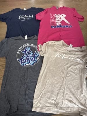 Womens Top, T-Shirt LOT Of 4 Size Small - Image 1