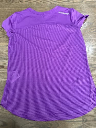 Under Armour Shirt Womens M Purple Short Sleeve Athletic Logo - Thumbnail 2