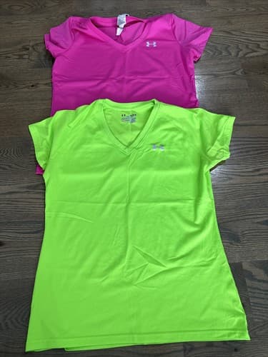 Under Armour Shirt Womens Medium V Neck Short Sleeve Athletic Logo 2 Pack - Image 1