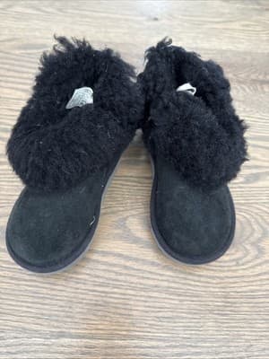 Toddler UGG Bow Boots Black - Size 6 - Genuine Sheepskin Fur - Image 1