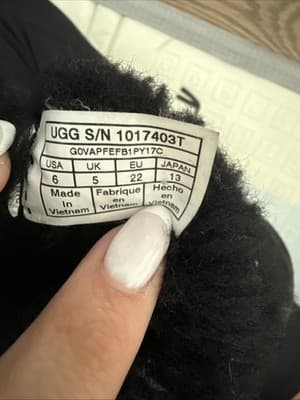 Toddler UGG Bow Boots Black - Size 6 - Genuine Sheepskin Fur - Thumbnail 5