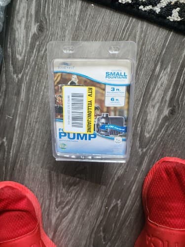 Total Pond Fountain Pump Model MD11130 140 Gallons Per Hour for Small Fountains - Image 1