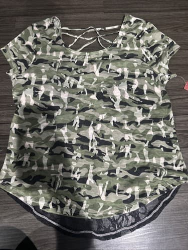 No Boundaries Juniors T-shirt With Lace Green Midnight Large (11-13) - Image 1