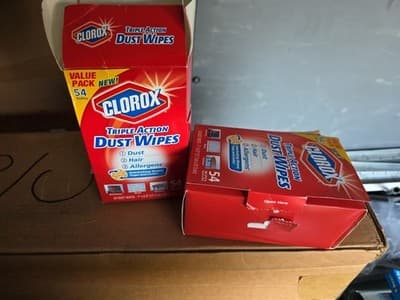 50 Clorox Triple Action Dust Wipes Allergens Hair Value Pack Discontinued (2pack - Image 1