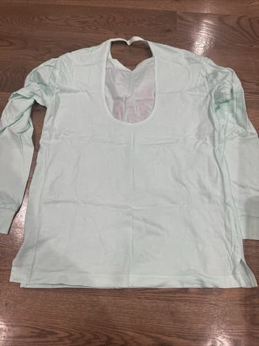 Victoria's Secret PINK Long Sleeve Shirt Size Small Mint Color - Thumbnail 2