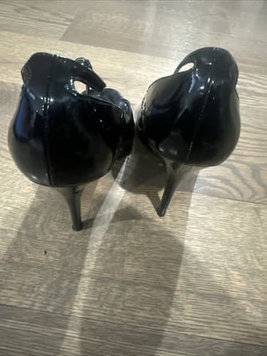 Guess Black Strappy Heels Size 7.5M - Thumbnail 2