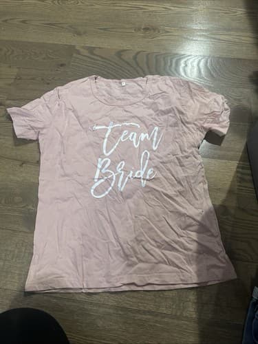 Team Bride Pink Short Sleeve Tee T-Shirt Size Large Bridesmaid - Image 1