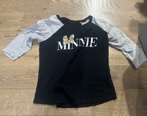 Disney Minnie Mouse Girls Medium Black Graphic Shirt - Image 1