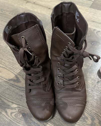 TIME AND TRU LADIES WOMENS BOOTS SHOES SIZE 7 BROWN ZIPPER SIDE LACE UP OLD TIME - Image 1
