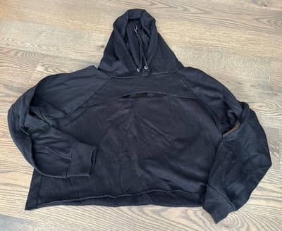 Orange Kiss Womens Juniors Size XL Cropped Hoodie Black - Image 1