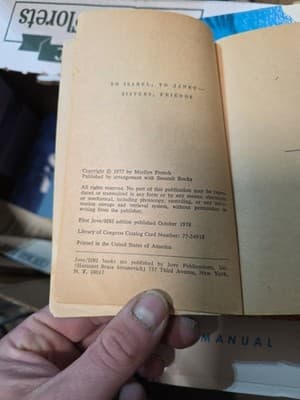 THE WOMEN'S ROOM By Marilyn French Paperback 1978 1st Edition - Thumbnail 2