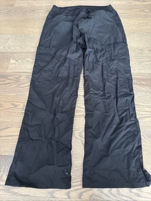 Women’s Black Pants Size Medium RN# 93643 - Image 1