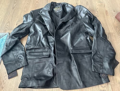Mens Genuine Black Real Leather Jacket Size Large New - Image 1