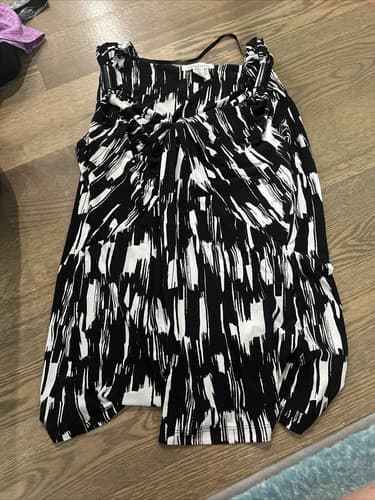 Kenneth Cole Black And White Sleeveless Blouse Size 1x - Image 1