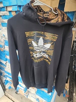 Adidas skateboarding tiger camo Hoodie Men M Black Drawstring Pocket Trefoil - Thumbnail 2