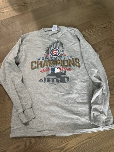 Chicago Cubs MLB Gray Size Medium 2016 World Series Champions Long Sleeve Shirt - Image 1