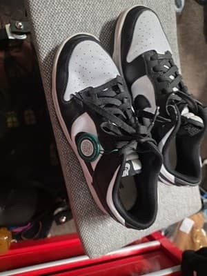 NIKE DD1391-100 Dunk Low Retro White Black Panda Size 8.5 - Thumbnail 3