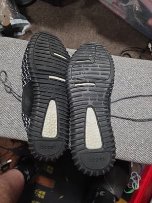 2015 adidas Yeezy Boost 350 “Pirate Black” - size 10 - Thumbnail 5