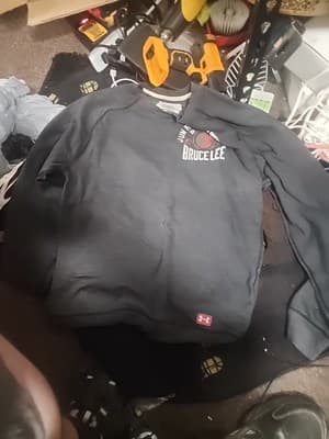 Under Armour Roots of Fight Bruce Lee Jun Fan Gung Fu Sweatshirt Men’s Small - Image 1