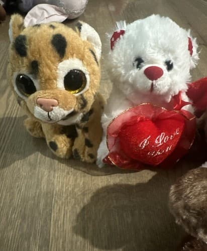 Lot of 2 Plush Toys - Image 1