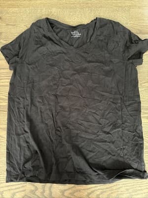Women’s/Juniors Time and Tru size Large (12/14) Black Tshirt - Image 1