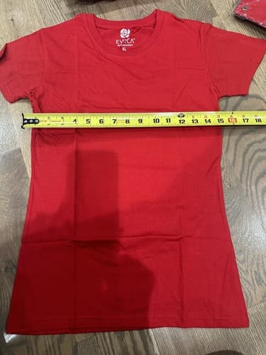 Evitca Activewear Ladies T Shirt Short Sleeve XL Lot Of 4 Pink And Red - Image 1
