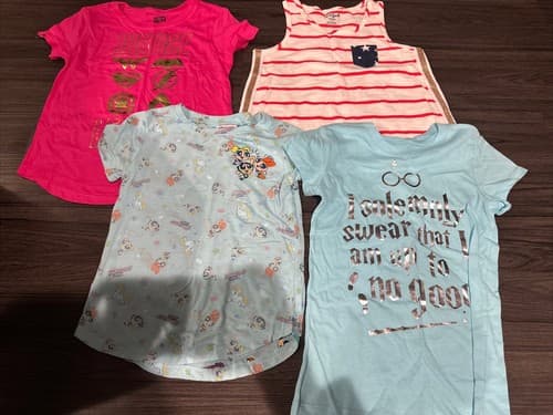 Girls Short Sleeve Shirts Lot Of 4 Size S (6/6x) - Image 1