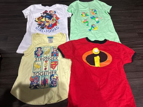 Girls Short Sleeve Shirts Lot Of 4 Size S (6/6x) - Image 1