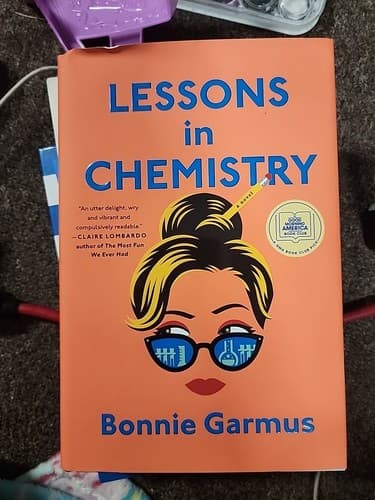 Lessons in Chemistry: A Novel - Image 1