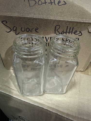 12 Pieces of Square Glass Spice Bottles 4 Oz Spice Jars - Image 1