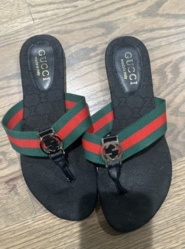 Gucci Auth Women 7.5 US Black Embossed Web GG Thong Sandals Flats Shoes - Image 1