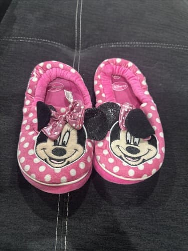 Minnie Slippers XL 11/12 - Image 1