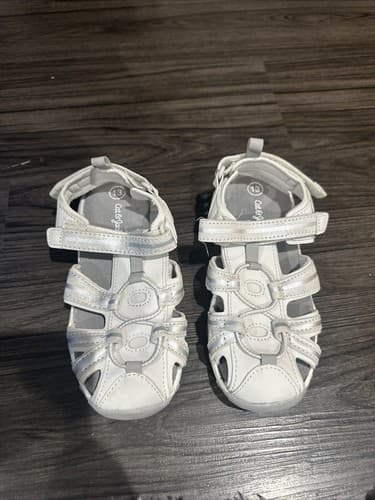 Girls Gray/White Cat And Jack Sandals Size 13 - Image 1