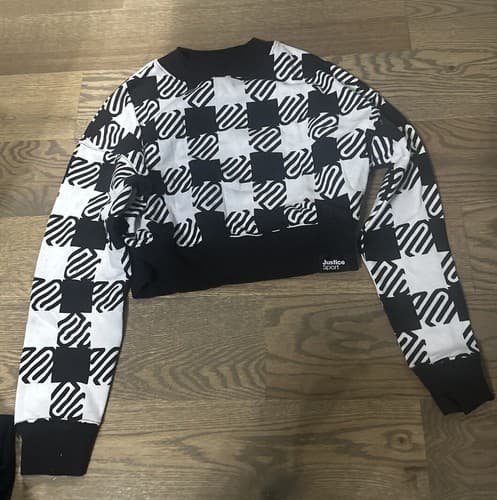 Justice Size S (7/8) Sweatshirt, Size Small Sweatshirt For Girl, Sweater For Her - Image 1