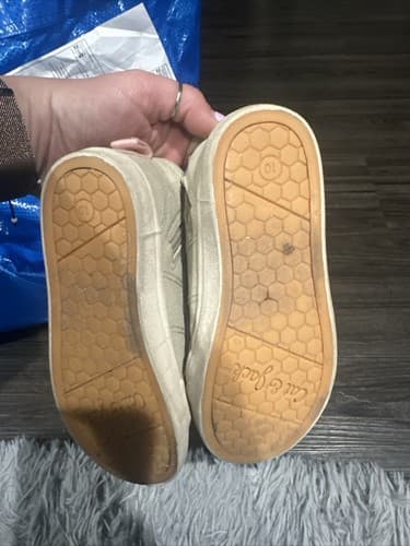 Girls Shoes Sneakers Size 10 Cat & Jack Gold Glitter - Thumbnail 3
