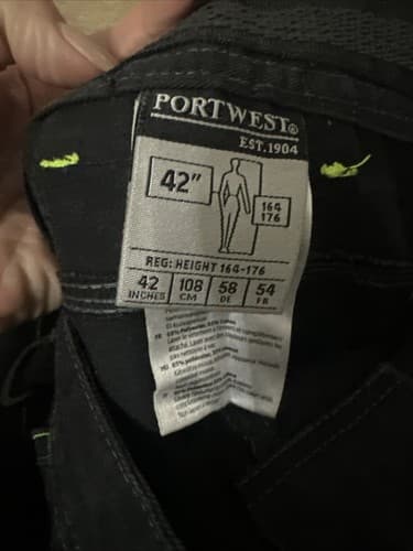 Portwest Shorts Men Black 42” - Thumbnail 2