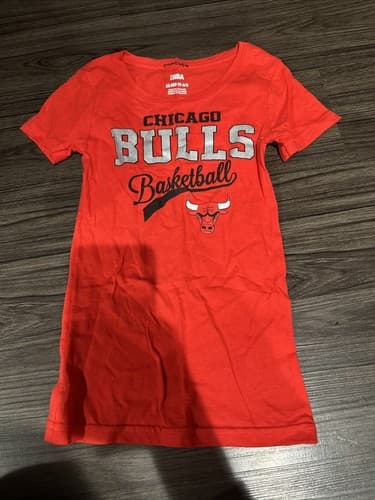 Chicago Bulls Basketball Shirt Size Kids XS 4/5 Red - Image 1