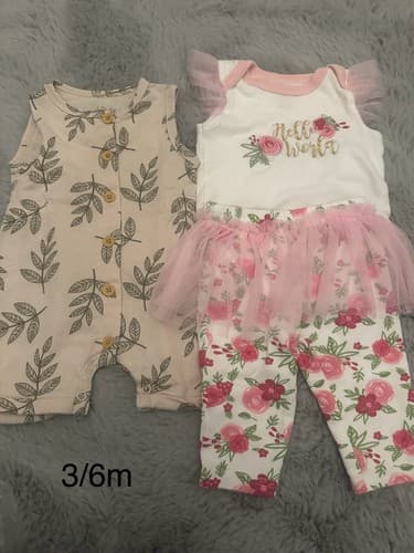 Baby Girl Lot Of 2 Clothes Bodysuit And Bodysuit With Pants Size 3/6 Months - Image 1
