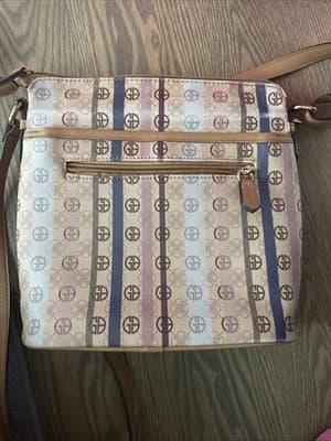 Giani Bernini Signature Stripe North South Crossbody - Thumbnail 2