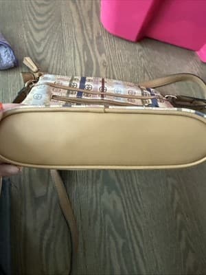 Giani Bernini Signature Stripe North South Crossbody - Thumbnail 3